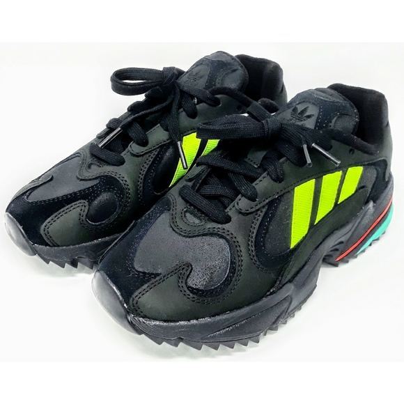 adidas Yung-1 Trail shoes - Picture 5 of 8